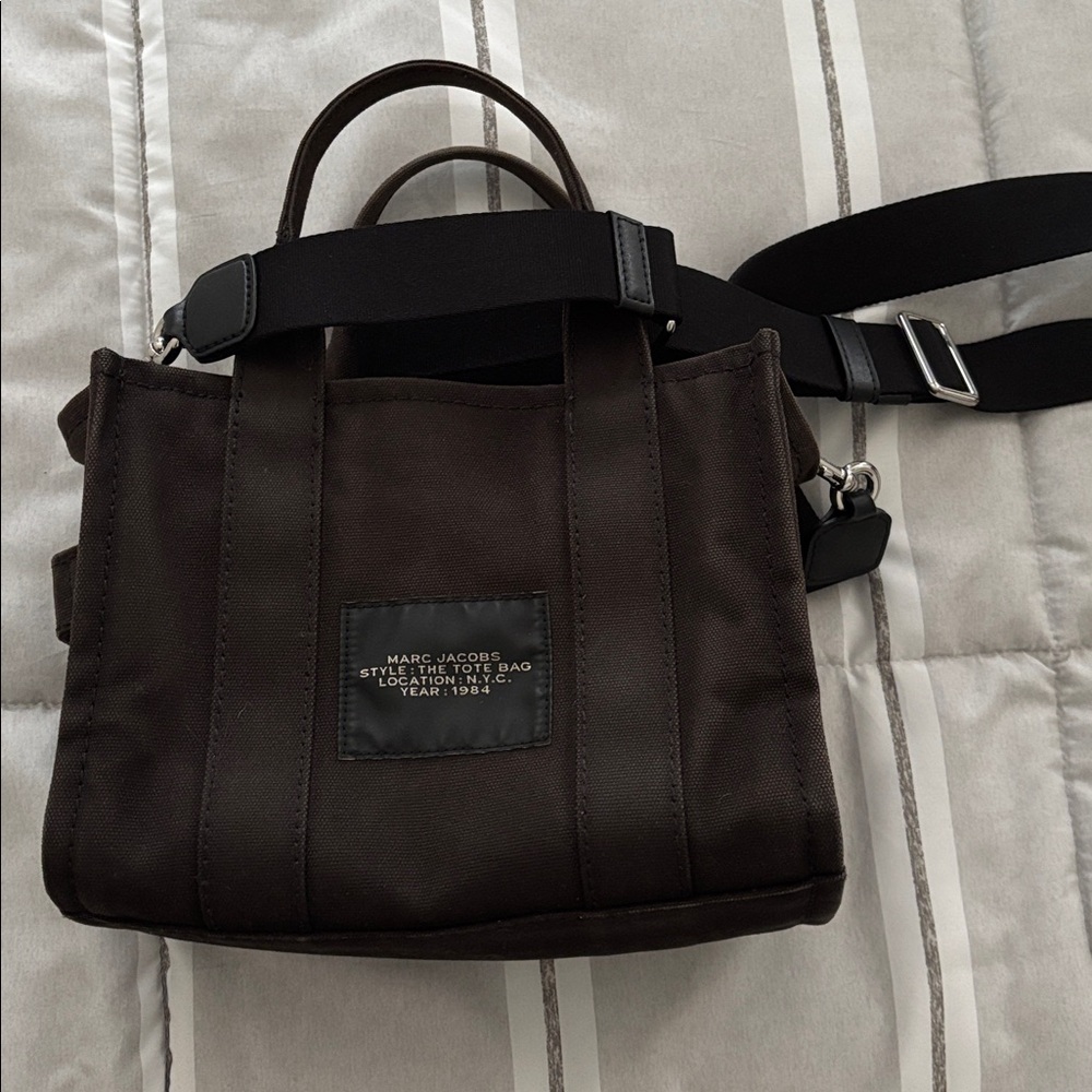 Marc Jacobs Black Tote Bag - Picture 2 of 3